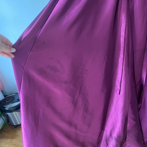 Floor length satin dress - Picture 8 of 12